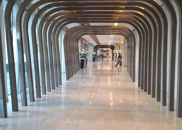 Shore Residences Moa By Darpm Apartment